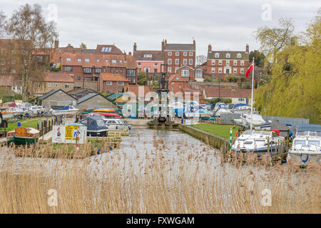 Am Wasser Werft auf dem Fluß Waveney, Beccles, Suffolk, England, UK Stockfoto