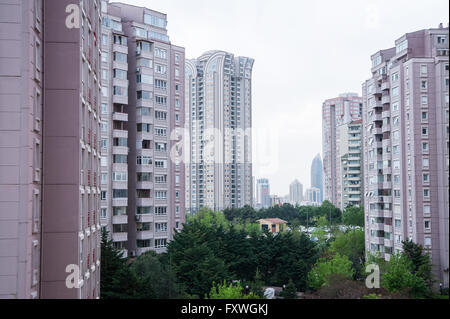 Atasehir ist das neue Bankenviertel von Istanbul mit Banken, Hotels, massive Privatanlagen und viele Autobahnen. Stockfoto