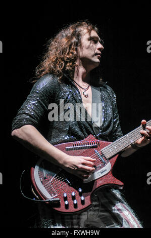 Die Dunkelheit, die live im Alexandra Palace. * Fenruary 2006 Stockfoto