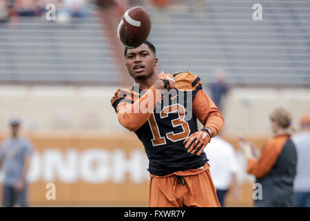 16. April 2016: Texas Longhorns Quarterback Jerrod gehört (13) wurde verletzt und nicht spielen, während die Orange und weiße Feder Spiel im Darrell K Royal - Texas Memorial Stadium in Austin, TX Tim Warner/CSM. Stockfoto