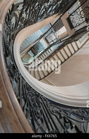 Sankt Petersburg, Russland - 15. Dezember 2015.  Die Treppe in der Stifter Herrenhaus (St. Petersburg Haus der Nationalitäten) auf Stockfoto