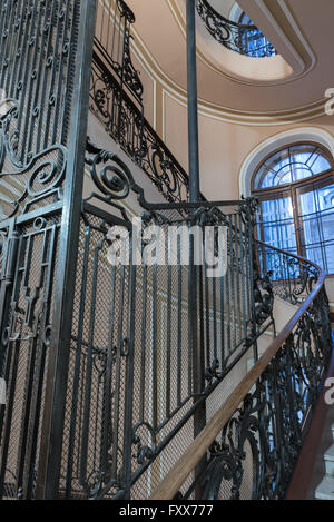 Sankt Petersburg, Russland - 15. Dezember 2015.  Die Treppe in der Stifter Herrenhaus (St. Petersburg Haus der Nationalitäten) auf Stockfoto
