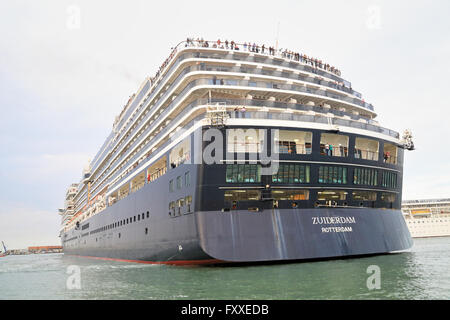 Kreuzfahrtschiff MS Zuiderdam, IMO 9221279 Stockfoto