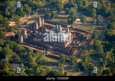 Pre Rup Tempelruinen (aus 961), UNESCO-Welterbe Angkor, Siem Reap, Kambodscha - Antenne Stockfoto