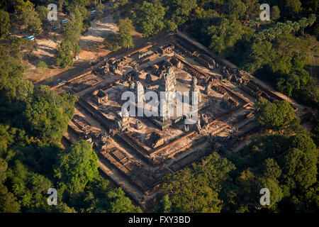 Ost-Mebon Tempelruinen (aus 953), UNESCO-Welterbe Angkor, Siem Reap, Kambodscha - Antenne Stockfoto