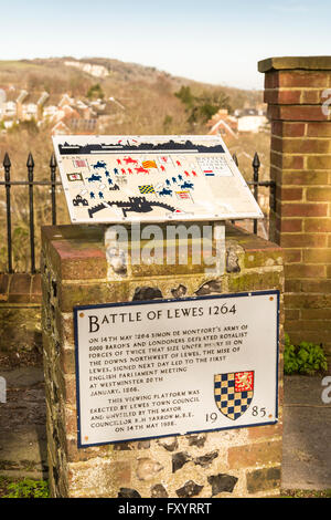 Touristische Informationstafeln, Lewes, East Sussex, Stockfoto