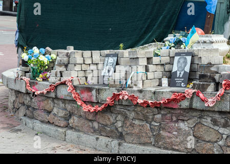 Denkmal für getötete Euromajdan Teilnehmer an Helden des himmlischen hundert Alley, Teil der Instytutska Street, Kiew, Ukraine Stockfoto