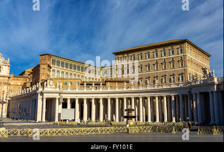 Der Apostolische Palast in der Vatikanstadt Stockfoto