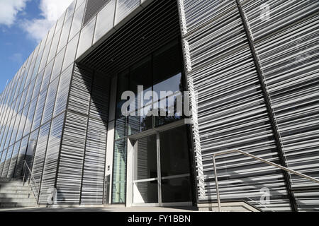 Sydney, Australien. 20. April 2016. Der University of Sydney startete seine neue $150m Nanoscience Hub mit Australian Academy of Science Präsident, Andrew Holmes und uns Microsoft Executive, Dr Norm Whitaker. Sydney Nanoscience Hub, Physik Rd, University of Sydney Camperdown Campus, Sydney NSW. Bildnachweis: Richard Milnes/Alamy Live-Nachrichten Stockfoto