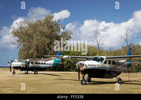 Cessna Caravan 208 Seeluft auf unbefestigten Flugplatz, Lady Elliot Island, Queensland, Australien Stockfoto