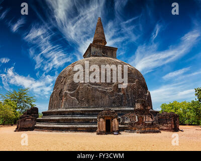 Kiri Vihara - alten buddhistischen Dagoba stupa Stockfoto