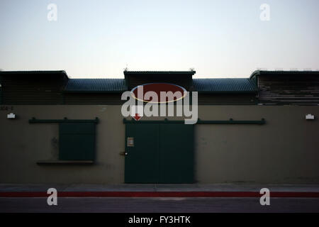 Garage am Meer Stockfoto