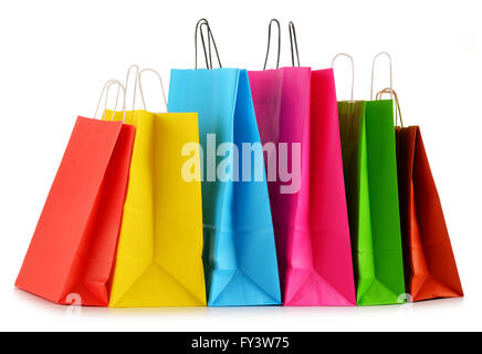 Farbiges Papier-Einkaufstüten isoliert auf weißem Hintergrund Stockfoto