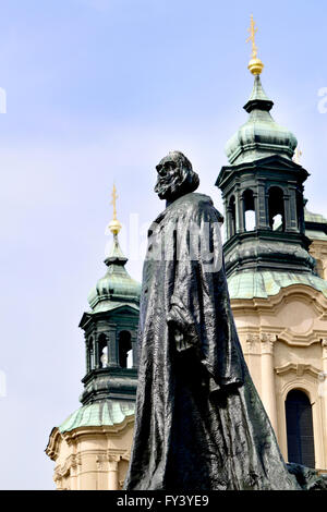 Prag, Tschechische Republik. Jan-Hus-Denkmal (1915: Ladislav Šaloun) Altstädter Ring, 500. Jahrestages seines Todes Stockfoto