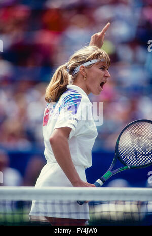 Steffi Graf (GER) im Wettbewerb bei den US Open 1991. Stockfoto