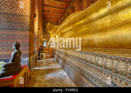 Liegenden Buddha des Wat Pho, Bangkok, Thailand Stockfoto