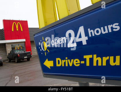 McDonald's Restaurant in Kingston, Ontario, auf Montag, 25. Januar 2016. Stockfoto