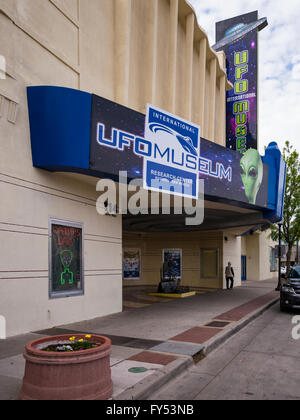 Außerhalb des UFO-Museums, Roswell, New Mexico. Stockfoto