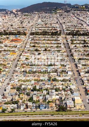 Luftaufnahme, kleine losgelöst, Einfamilienhäuser bei Dölger, äußere Sonnenuntergang suburban Stadtteil im Westen von San Francisco Stockfoto