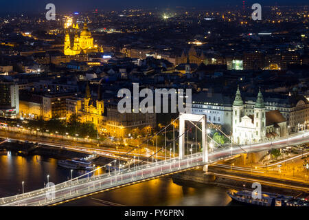 Panorama von Budapest vom Gellertberg, Ungarn. Stockfoto