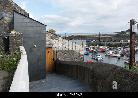 Kleine Häuser und Hütten in der Fischerei Dorf Mevagissey, Cornwall, UK Stockfoto