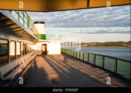 WA State ferry im Puget Sound Stockfoto