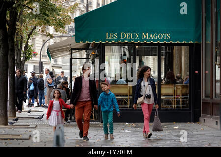 Café Les Deux Magots, Saint Germain des Prés, Paris Frankreich Stockfoto