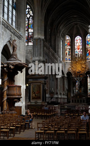 Innenansicht des 16. Jahrhundert gotische Eglise Saint-Merri Kirche, Paris Frankreich Stockfoto