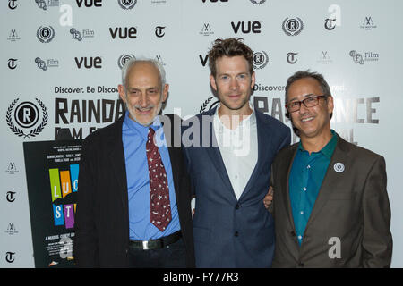 Dominic Marsh und anderen Darstellern besucht die UK Premiere von Lucky steif auf dem 22. jährlichen Raindance Film Festival in Vue Piccadilly, London. Stockfoto