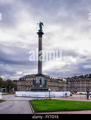 Statue von Concordia auf Jubilee Spalte Gedenken silbernes Jubiläum von König Wilhelm 1. Schlossplatz, Stuttgart, Deutschland Stockfoto