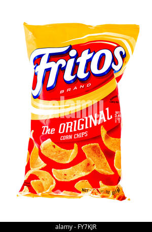 Winneconne, Wisconsin, 9. April 2015: Bag Fritos Mais-Chips, die von Frito-Lay gehört. Stockfoto