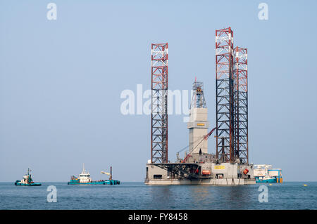 Teil des Offshore-Gas Exploration Rig im Wattenmeer, Friesland, Niederlande Stockfoto