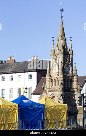 Amerikanische Brunnen Uhrturm im Marktplatz, Stratford Upon Avon, Warwickshire, UK. Stockfoto