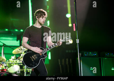 Manchester, UK. 23. April 2016. Australiens 5 Sekunden des Sommers führen in der Manchester Arena 23.04.2016 Credit: Gary Mather/Alamy Live News Stockfoto