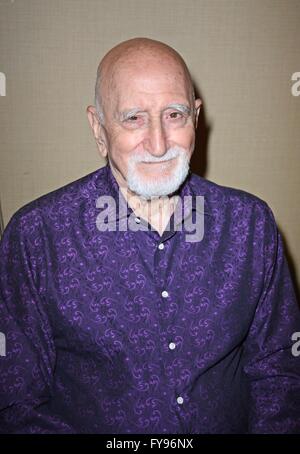 Parsippany, NJ, USA. 23. April 2016. Dominic Chianese in Anwesenheit für Chiller Theatre Spielzeug, Modell und Film Expo, Sheraton Parsippany, Parsippany, NJ 23. April 2016. Bildnachweis: Derek Sturm/Everett Collection/Alamy Live-Nachrichten Stockfoto