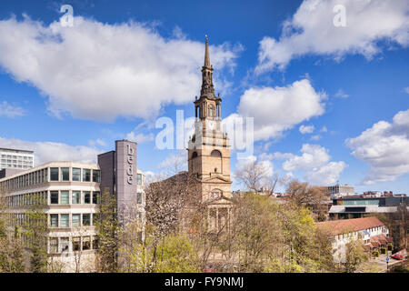 Die Skyline von Newcastle-upon-Tyne, mit Bede Haus und All Saints Church, England, UK Stockfoto