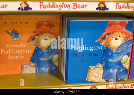 Anzeige von Paddington Bär Bücher Stockfoto