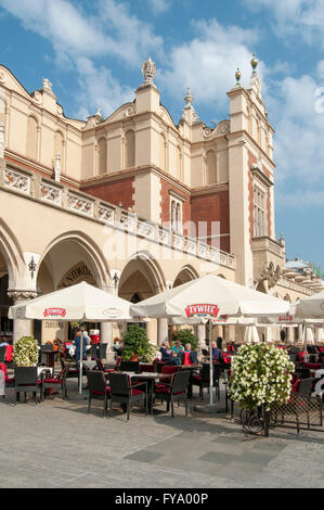 Sukiennice, Renaissance Tuchhallen am Rynek Glowny oder Hauptmarkt, Krakau, Polen Stockfoto