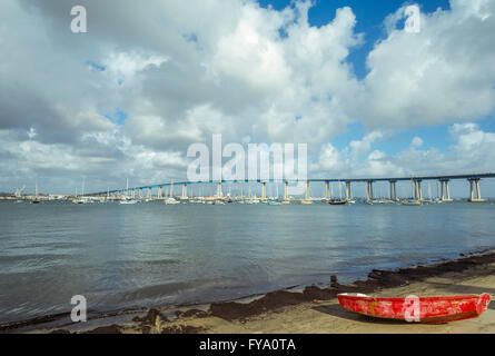 Hafen von San Diego, Coronado Bridge. Coronado, Kalifornien. Stockfoto