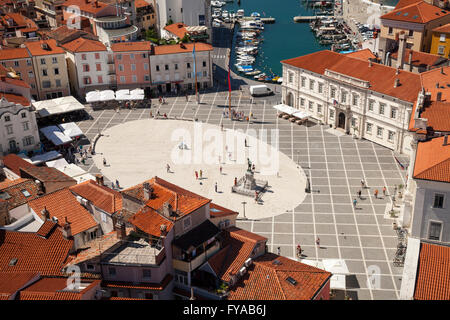 Blick auf das historische Zentrum mit Tartini-Platz, Piran, Istrien, Slowenien Stockfoto