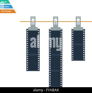 Flache Design-Ikone der Fotofilm am Seil mit Wäscheklammer in Ui-Farben trocknen. Vektor-Illustration. Stock Vektor