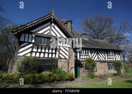 Bishops Haus, das am besten erhaltene Fachwerk Gebäude in Sheffield, South Yorkshire England UK - Frühling Stockfoto