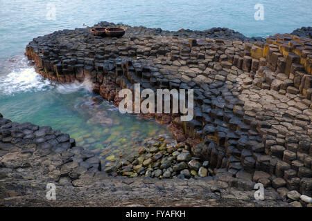 Ganh Da Dia oder Ghenh Da Dia oder Da Dia Stromschnellen Tuy Hoa, Phu Yen, Viet Nam, mit erstaunlichen Naturlandschaft am Meer, fantastische Stockfoto