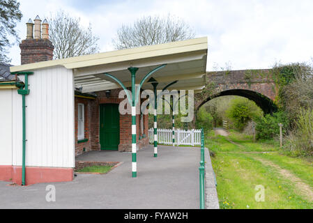 Breamore, Fordingbridge, Hampshire, UK. Einem ehemaligen Bahnhof neben dem Avon Valley Land Pfad. Jetzt Geschäftsräume. Stockfoto