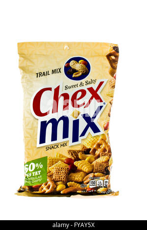 Winneconne, Wisconsin - 4. Februar 2015: Tasche von Chex Mix Trail Mix Sweet & salzigen Snack-Mix. Gegründet 1985 als abgepackte und ist jetzt Stockfoto