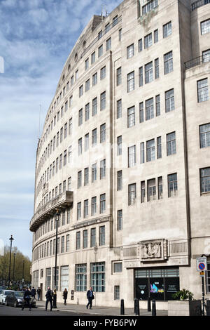 Broadcasting House, London, UK. Hauptsitz der BBC, abgeschlossen im Jahre 1932 vom Architekten George Val Myer im Art-Deco-Stil Stockfoto