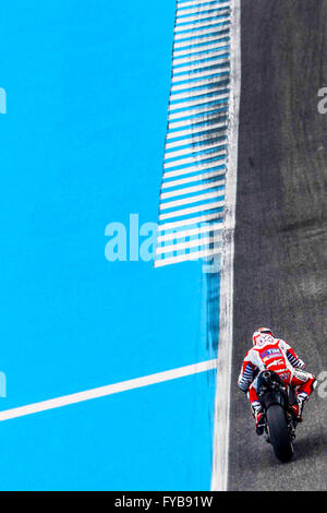 Jerez, Spanien. 24. April 2016. Andrea Dovizioso Italiens und Ducati Team in Aktion während des MotoGP-Rennens während der spanischen Moto Grand Prix auf der Rennstrecke von Jerez in Jerez De La Frontera am 24. April 2016.  Bildnachweis: Marco Iorio/Alamy Live-Nachrichten Stockfoto