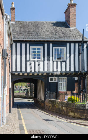 Castle House in Leicester neben St Mary de Castro Church in Leicester Schlosspark Stockfoto