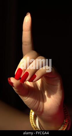 Zeigefinger heraus, ich Tanz Körperhaltung, hand Haltung. Stockfoto