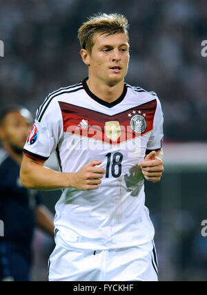 Toni Kroos, GER, Qualifikationsspiel zur UEFA Europameisterschaft 2016, Deutschland Vs Schottland 2:1, Signal Iduna Park, Dortmund Stockfoto